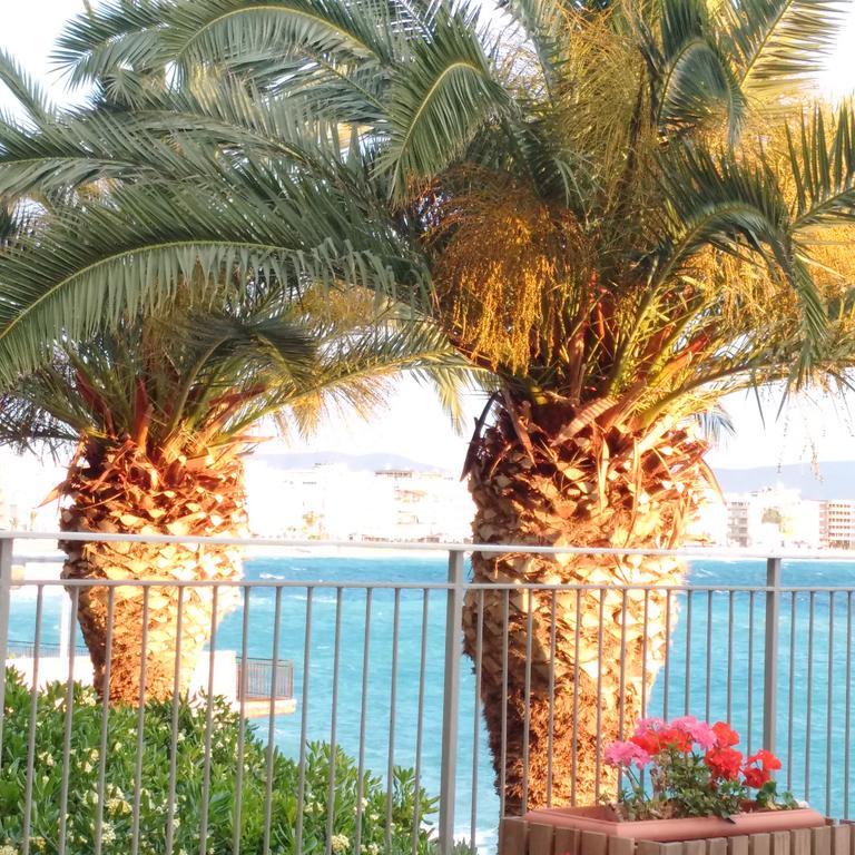 Hotel Theoxenia لوتراكي المظهر الخارجي الصورة