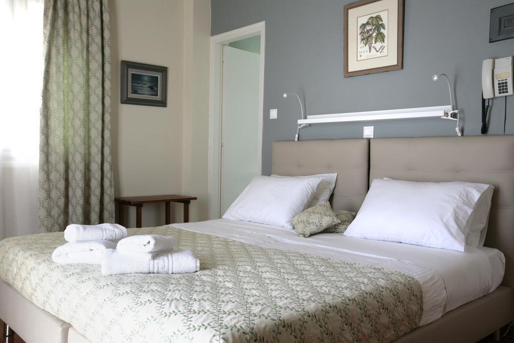 Hotel Theoxenia لوتراكي المظهر الخارجي الصورة